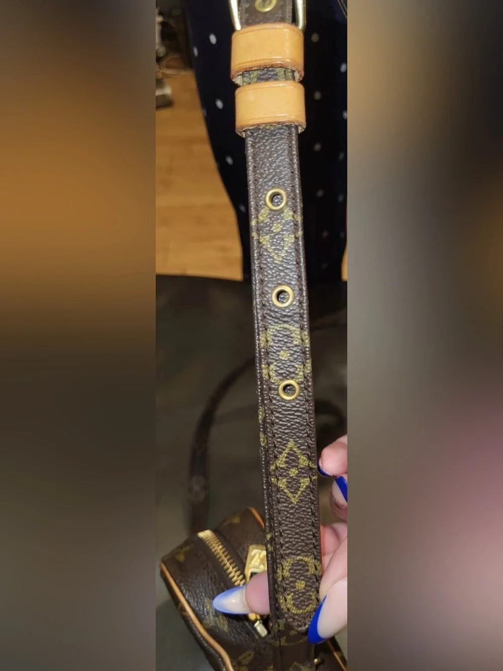 Louis Vuitton compact louis